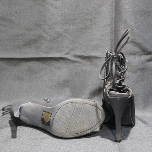 Summer Pumps! - Picture 3 of 4